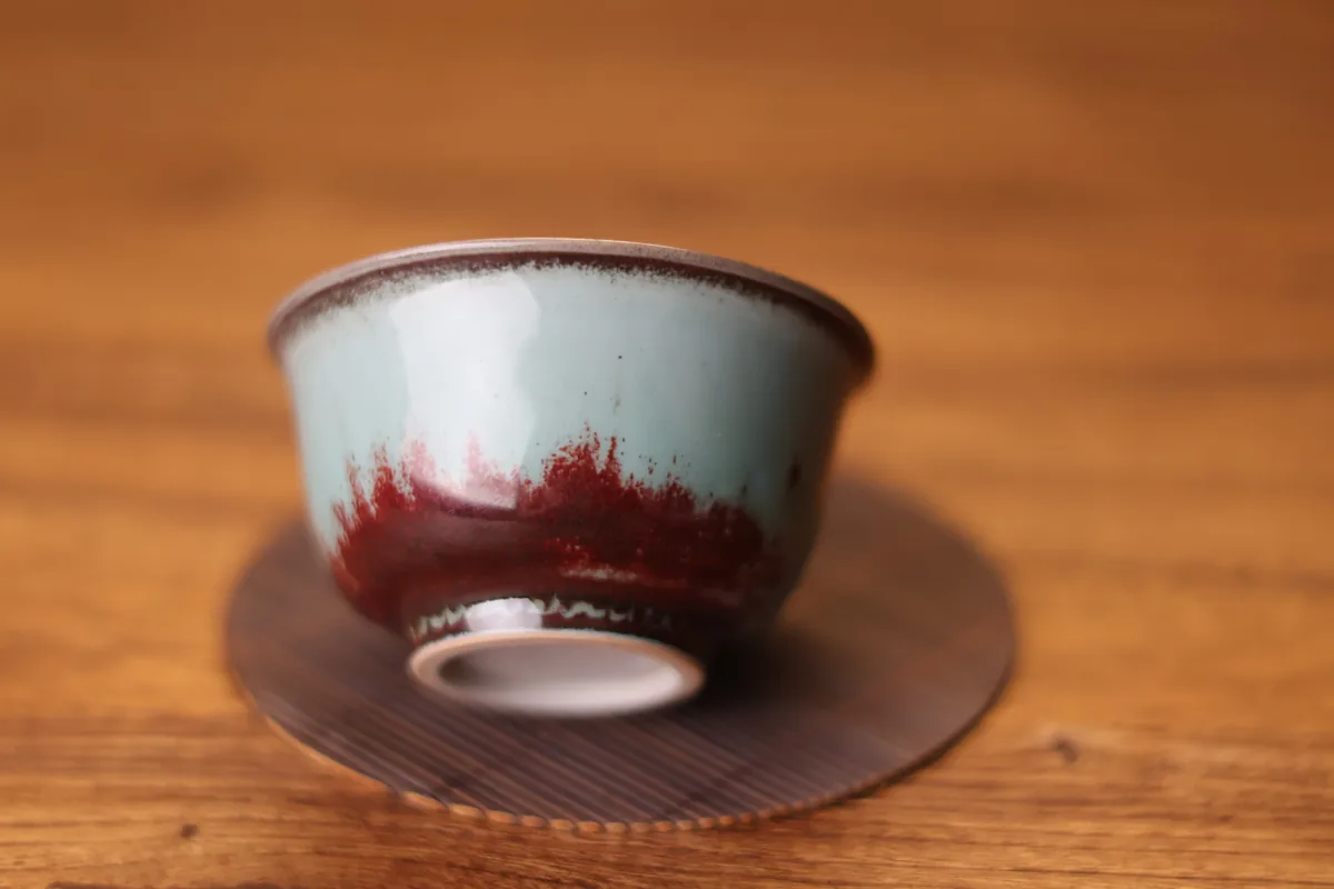 青釉窑变撇口杯